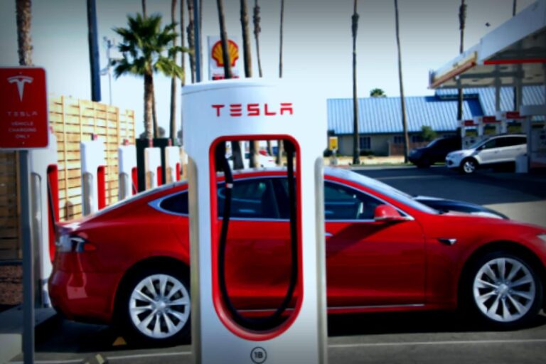 Elon Musk Claims New AI5 Chip Will Be 40 Times More Powerful Than AI4