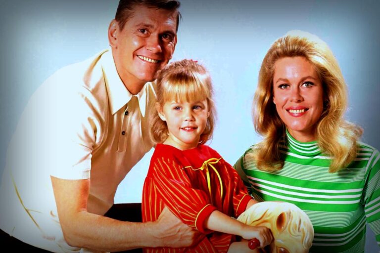 Erin Murphy Shuts Down Facelift Rumors with Natural Selfie: ‘This is Me at 61’