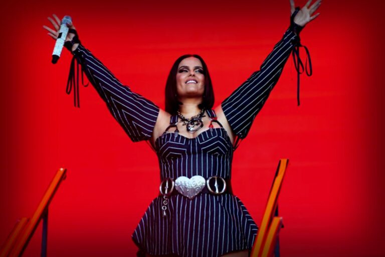 Nelly Furtado Takes Break from Performing After Facing Body-Shaming