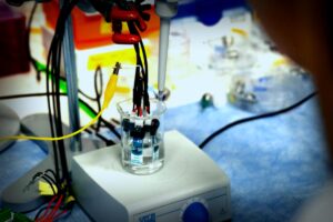 Graphene Enhances Lithium Detection for More Reliable Sensors