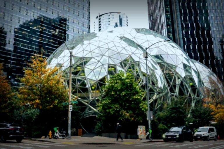 Understanding the Real Reasons Behind Amazon’s Layoffs