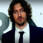 Dean Lewis Apologizes for Mistakes with Female Fans: ‘I Was Really Dumb’