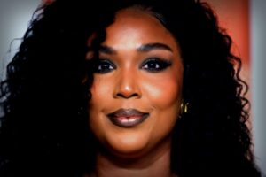 Lizzo Dazzles on the Red Carpet in Stunning Sequin Dress