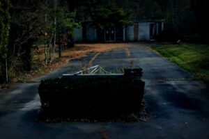 Grandson Seeks Answers After His Grandmother’s Body Is Stolen from Mausoleum in Pennsylvania