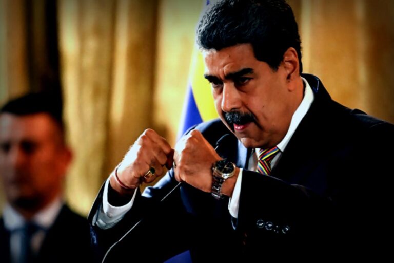 Maduro Hesitant to Step Down Over Doubts About Lasting Amnesty
