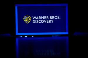 Netflix Strikes $83 Billion Deal to Acquire Warner Bros., Discovery to Spin Off