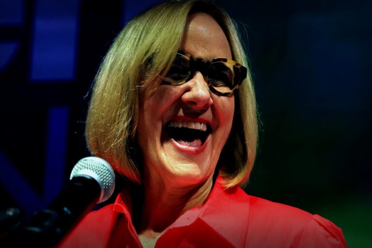 Miami Breaks 30-Year GOP Dyke with First Democratic Mayor