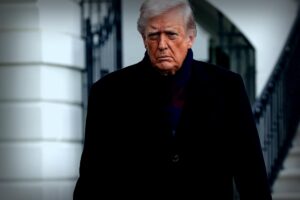 Donald Trump Updates Us on His Plans for the ‘Arc de Trump’