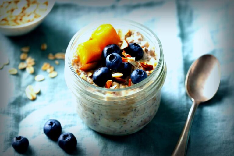 Stress-Busting Foods: How to Stay Calm According to Experts