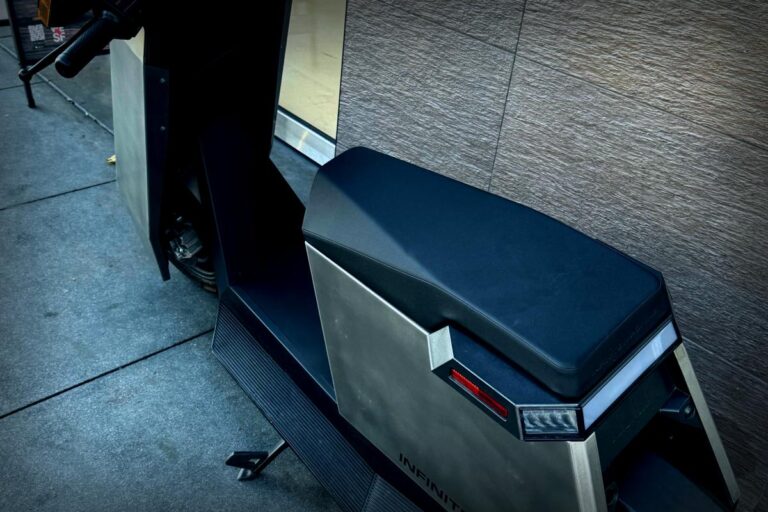 Meet Infinite Machine’s New E-Scooter: The Unique Fusion of Vespa and Cybertruck