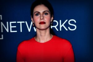 How Alexandra Daddario Stays Fit: Her Fitness Journey and Nutrition Insights